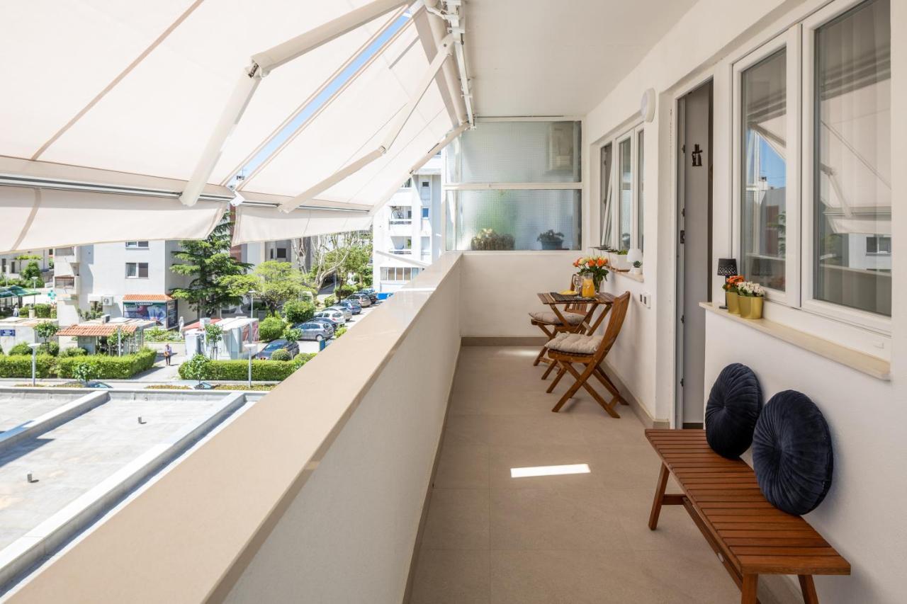 Apartment Nova 4* Dugi Rat Ngoại thất bức ảnh